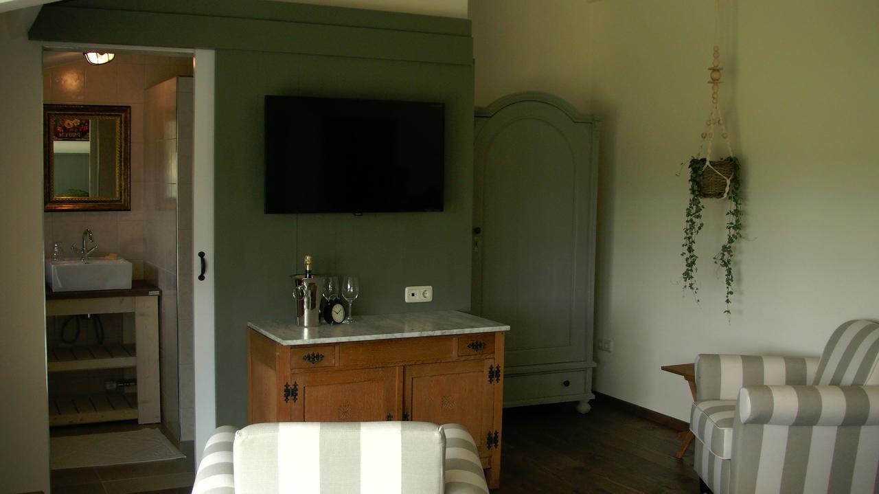 De Turfstaeker Bed & Breakfast Ospel Exterior photo