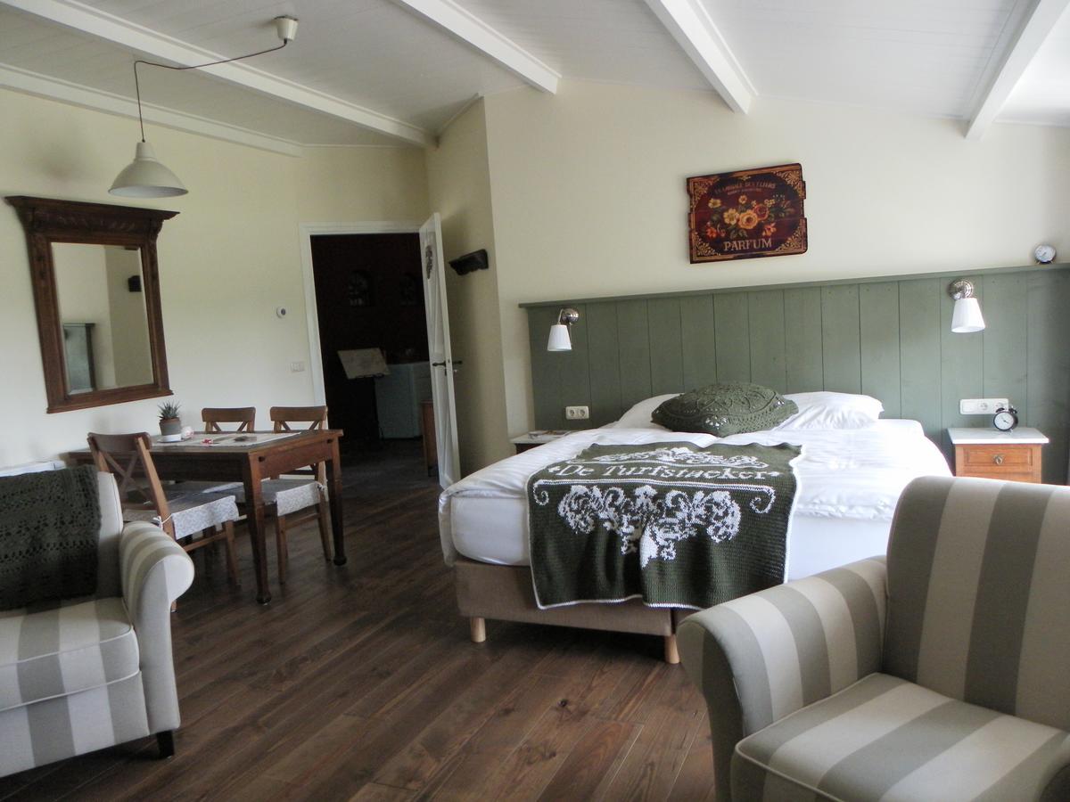De Turfstaeker Bed & Breakfast Ospel Exterior photo